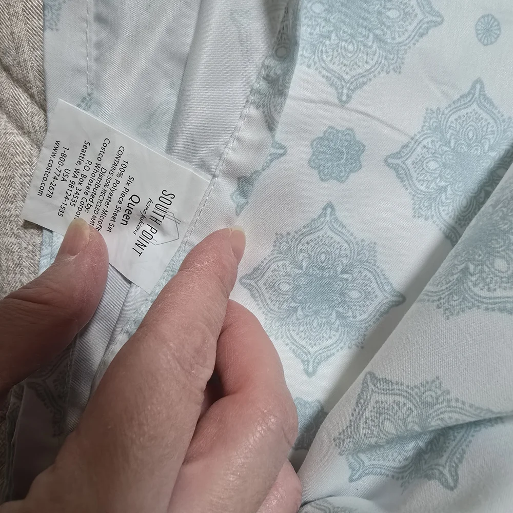 Floral Blue and White Bedding Set